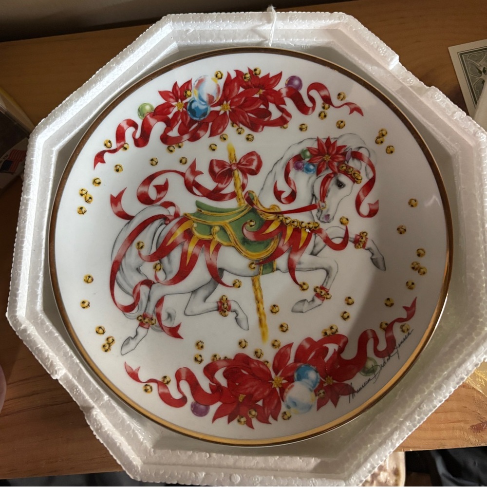 Christmas Steed Carousel Horse Franklin Mint Limited Edition Plate 8”